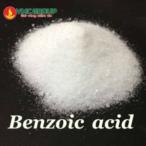 Acid Benzoic có dạng tinh thể không màu hoặc màu trắng